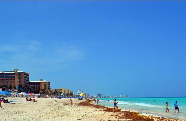 Large House - Walking To Beach - 10 Guests! Cancún Extérieur photo