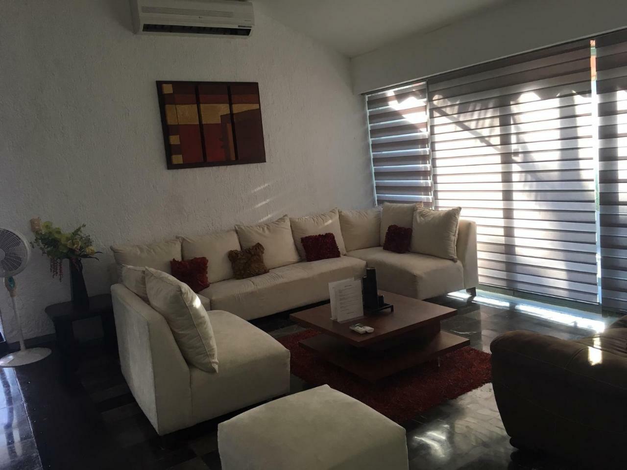 Large House - Walking To Beach - 10 Guests! Cancún Extérieur photo