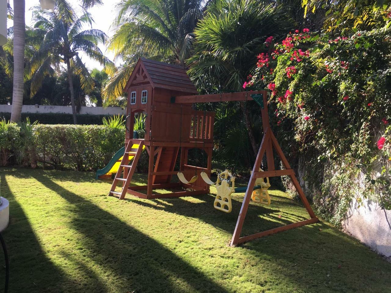 Large House - Walking To Beach - 10 Guests! Cancún Extérieur photo